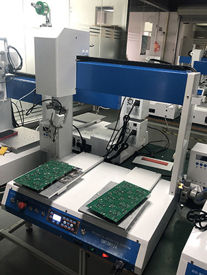 Un buon prezzo. Macchina di saldatura automatica a doppio tavolo da 250x300 mm per PCB 0,5S per punto in linea