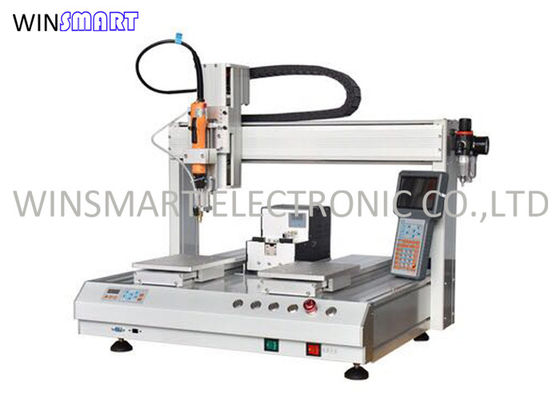 Un buon prezzo. Accuratezza robot di posizione del sistema di controllo di TP della macchina del cacciavite di DVD 0.02mm in linea